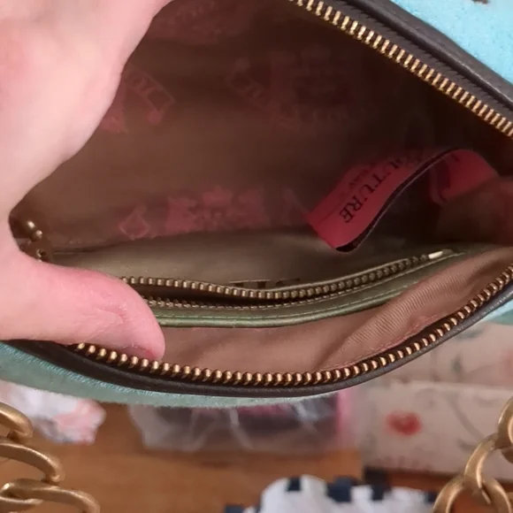 VINTAGE JUICY COUTURE TOOTSIE ROLL BARREL BAG! - Picture 16 of 17